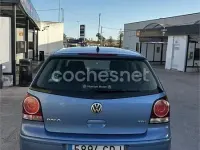 Usado VW Polo Highline 80 CV (58 kW) 2008 Azul Utilitario