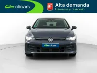 Usado VW Golf VIII 116 CV (85 kW) 2025 Gris / plata Berlina