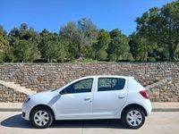 Usado Dacia Sandero Lauréate 90 CV (66 kW) 2017 Blanco Berlina