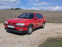 Usado Nissan Sunny 143 CV (105 kW) 1992 Rojo Berlina