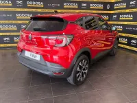 Nuevo Renault Captur 160 CV (117 kW) 2025 Rojo SUV