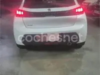 Usado Peugeot 208 Active 100 CV (73 kW) 2020 Blanco Utilitario
