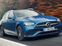 Usado Mercedes C220 200 CV (147 kW) 2024 Azul Familiar