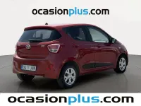 Usado Hyundai i10 GO! 67 CV (49 kW) 2016 Rojo Utilitario