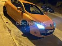 Usado Renault Mégane Dynamique 130 CV (95 kW) 2009 Naranja Berlina