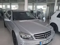 Usado Mercedes C200 184 CV (135 kW) 2010 Gris Coupe