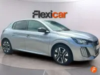 Usado Peugeot 208 Allure 101 CV (74 kW) 2025 Gris Utilitario