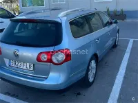 Usado VW Passat Highline 140 CV (102 kW) 2007 Azul Familiar
