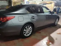 Usado Infiniti Q50 Premium 170 CV (125 kW) 2017 Gris Berlina