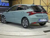 Begagnad Hyundai i20 100 HK (73 kW) 2022 Grön Halvkombi