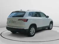 Usado Skoda Karoq Selection 116 CV (85 kW) 2024 Blanco SUV