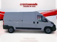 Usado Citroën Jumper 140 CV (102 kW) 2025 Blanco Monovolumen