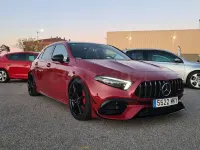 Usado Mercedes A45 AMG 421 CV (309 kW) 2022 Granate Utilitario