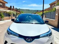 Usado Toyota C-HR Advance 122 CV (89 kW) 2019 Blanco SUV