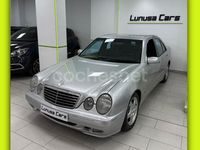 Usado Mercedes E240 Avantgarde 177 CV (130 kW) 2002 Gris / plata Berlina