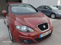 Usado Seat Altea Reference 105 CV (77 kW) 2009 Burdeos Monovolumen