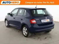 Usado Skoda Fabia Ambition 95 CV (69 kW) 2018 Azul Berlina