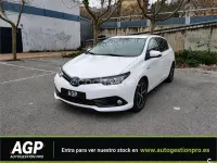 Usado Toyota Auris Hybrid Edition 136 CV (100 kW) 2018 Blanco Berlina