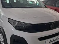 Nuevo Peugeot Rifter Allure 101 CV (74 kW) 2026 Epr blanc icy Monovolumen