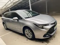 Usado Toyota Corolla Active 140 CV (102 kW) 2025 Plata Familiar