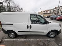 Usado Fiat Doblò 90 CV (66 kW) 2011 Blanco Monovolumen