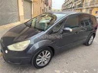 Usado Ford S-MAX Trend 140 CV (102 kW) 2007 Negro Monovolumen