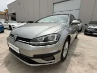 Usado VW Golf VII Advance 110 CV (80 kW) 2018 Gris Utilitario
