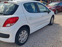 Usado Peugeot 207 68 CV (50 kW) 2013 Blanco Berlina