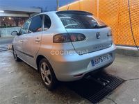 Usado Seat Ibiza 105 CV (77 kW) 2007 Gris / plata Utilitario