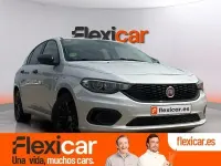 Usado Fiat Tipo Pop 95 CV (69 kW) 2019 Gris Familiar