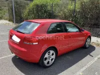 Usado Audi A3 Ambition 150 CV (110 kW) 2005 Rojo Utilitario
