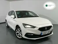Usado Seat Leon Style 116 CV (85 kW) 2021 Blanco Berlina