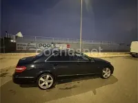 Usado Mercedes E220 Avantgarde 170 CV (125 kW) 2013 Azul Familiar