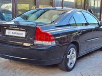 Usado Volvo S60 Momentum 185 CV (136 kW) 2007 Negro Berlina