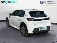Usado Peugeot e-208 Active 100 kW (136 CV) 2023 Blanco Utilitario