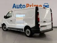 Usado Renault Trafic 120 CV (88 kW) 2020 Blanco Monovolumen