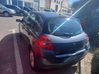 Usado Renault Clio II Expression 86 CV (63 kW) 2006 Gris Utilitario