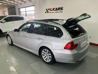 Usado BMW 320 163 CV (119 kW) 2006 Gris / plata Familiar
