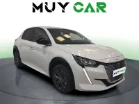 Usado Peugeot e-208 Allure 100 kW (136 CV) 2022 Blanco Utilitario