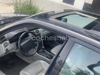 Usado Mercedes E300 Avantgarde 177 CV (130 kW) 1998 Azul Berlina