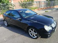 Usado Mercedes C180 Sport Edition 143 CV (105 kW) 2007 Azul Berlina