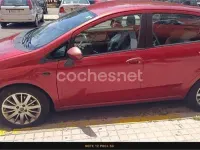 Usado Fiat Grande Punto Dynamic 90 CV (66 kW) 2005 Rojo Utilitario