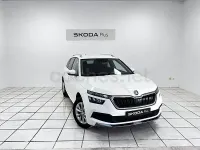 Usado Skoda Kamiq 110 CV (80 kW) 2022 Blanco SUV