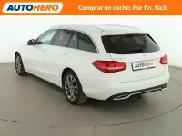 Usado Mercedes C220 Avantgarde 170 HP (125 kW) 2017 Branco Sedan