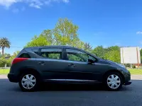 Usado Peugeot 207 Active 95 CV (69 kW) 2011 Gris / plata Familiar