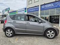 Usado Mercedes A180 Avantgarde 109 CV (80 kW) 2009 Gris / plata Monovolumen