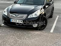 Usado Subaru Outback 167 CV (122 kW) 2010 Negro Familiar