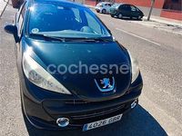 Usado Peugeot 207 Premium 110 CV (80 kW) 2008 Negro Berlina