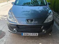 Usado Peugeot 307 110 CV (80 kW) 2006 Gris / plata Berlina