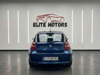 Usado BMW 118 122 CV (89 kW) 2005 Azul Utilitario